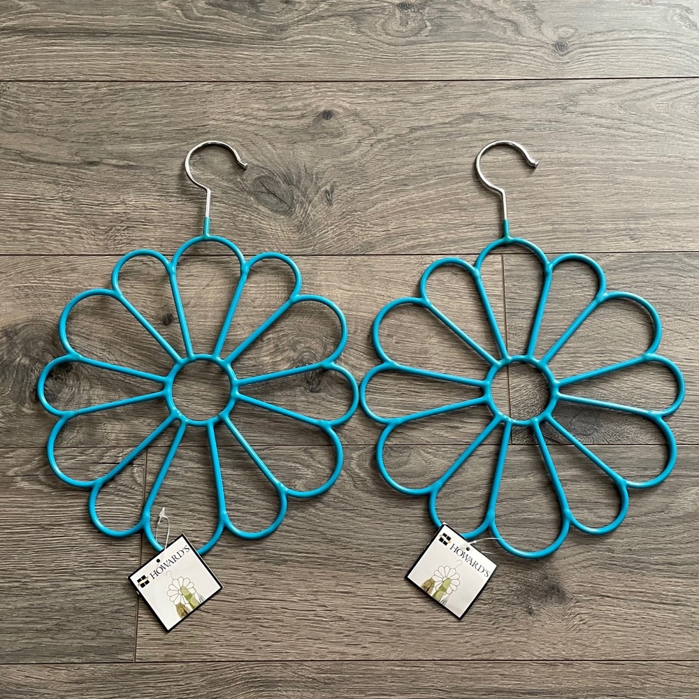 Scarf Organizers